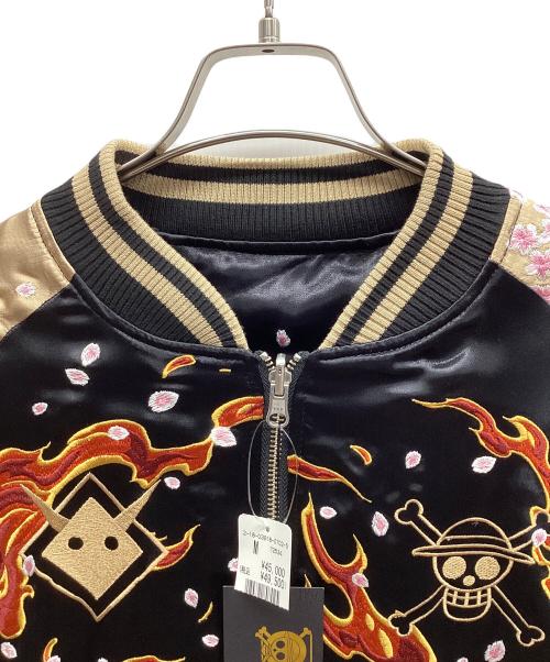 絡繰魂（カラクリダマシイ）絡繰魂 (カラクリダマシイ) ONE PIECE (ワンピース) スカジャン ブラック×ベージュ サイズ:Mの古着・服飾アイテム