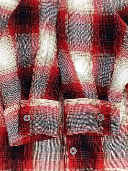 CalTop（キャルトップ）CalTop (キャルトップ) 長袖シャツ レッド×ホワイト サイズ:Mの古着・服飾アイテム
