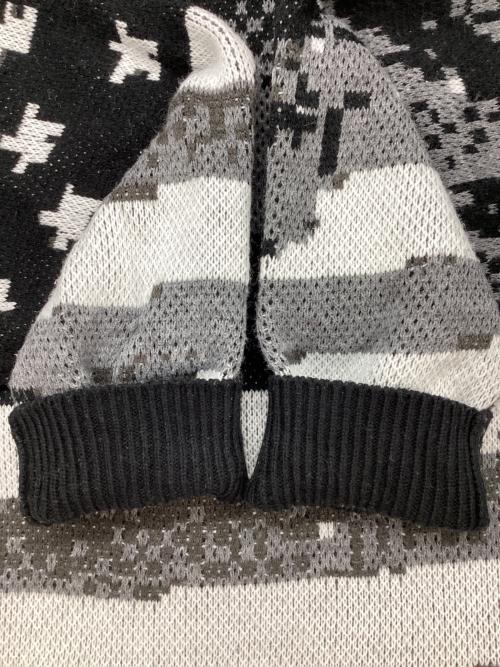 SUPREME（シュプリーム）SUPREME (シュプリーム) Digital Flag Sweater デジタル フラッグ セーター グレー サイズ:Mの古着・服飾アイテム