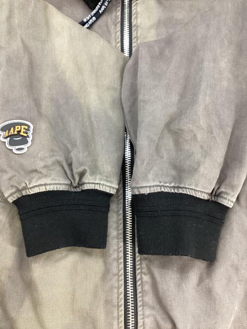 Aape BY A BATHING APE（エーエイプ バイ アベイシングエイプ）Aape BY A BATHING APE (エーエイプ バイ アベイシングエイプ) グラフィティフーデッドジャケット グレー サイズ:Lの古着・服飾アイテム