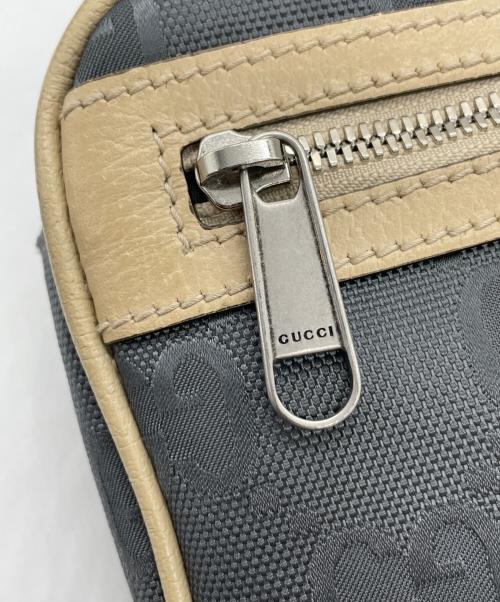 GUCCI（グッチ）GUCCI (グッチ) ボディーバッグ グレー×ベージュの古着・服飾アイテム
