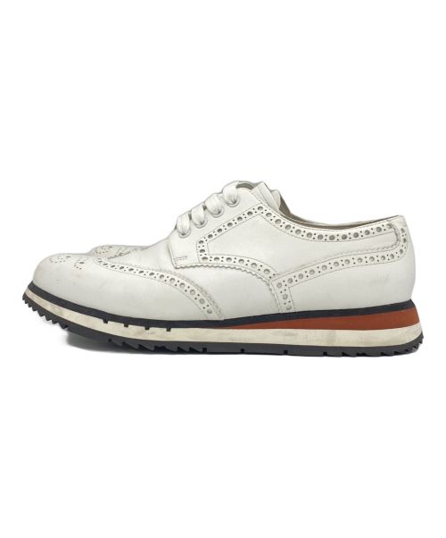 PRADA（プラダ）PRADA (プラダ) ウィングチップシューズ ホワイト サイズ:7の古着・服飾アイテム