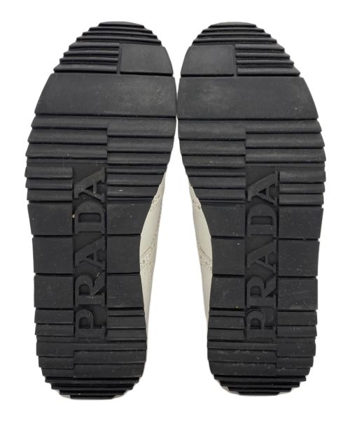 PRADA（プラダ）PRADA (プラダ) ウィングチップシューズ ホワイト サイズ:7の古着・服飾アイテム