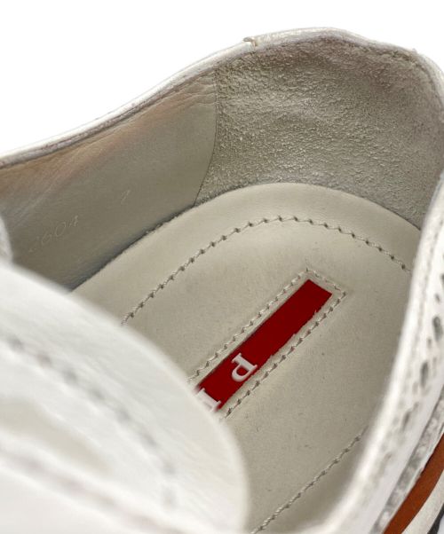 PRADA（プラダ）PRADA (プラダ) ウィングチップシューズ ホワイト サイズ:7の古着・服飾アイテム