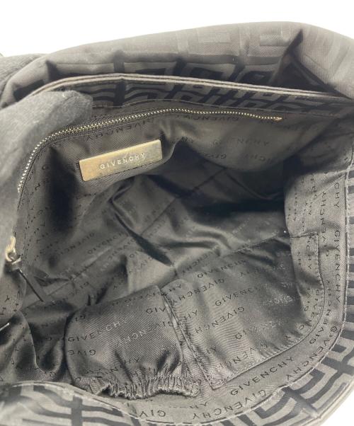 GIVENCHY（ジバンシィ）GIVENCHY (ジバンシィ) ナイロンショルダーバッグ ブラックの古着・服飾アイテム