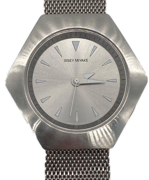 ISSEY MIYAKE（イッセイミヤケ）ISSEY MIYAKE (イッセイミヤケ) 腕時計の古着・服飾アイテム