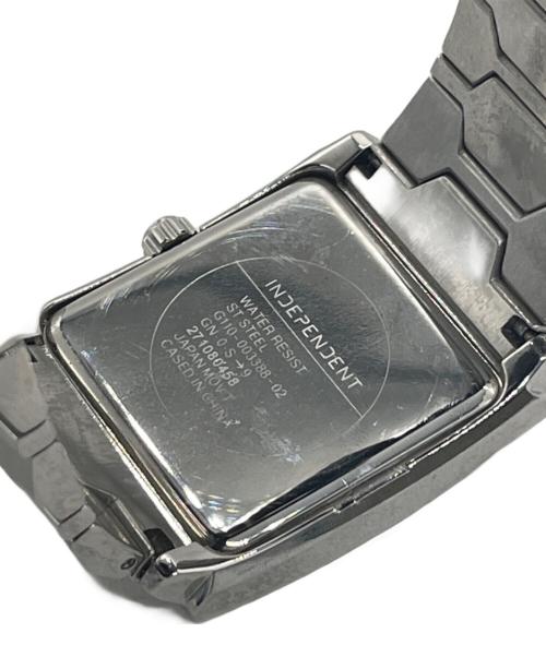 INDEPENDENT（インディペンデント）INDEPENDENT (インディペンデント) スクウェア腕時計 ブラックの古着・服飾アイテム