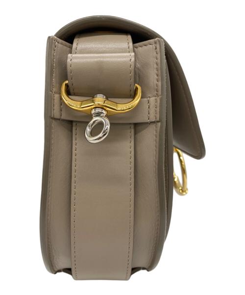 Chloe（クロエ）Chloe (クロエ) シャイニー＆スエードレザー製Tessスモールバッグ ベージュの古着・服飾アイテム