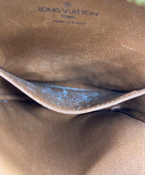 LOUIS VUITTON（ルイ ヴィトン）LOUIS VUITTON (ルイ ヴィトン) ショルダーバッグ　ダヌーヴ ブラウンの古着・服飾アイテム