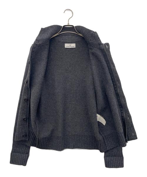 STONE ISLAND（ストーンアイランド）STONE ISLAND (ストーンアイランド) スタンドカラーカーディガン グレー サイズ:SIZE Freeの古着・服飾アイテム