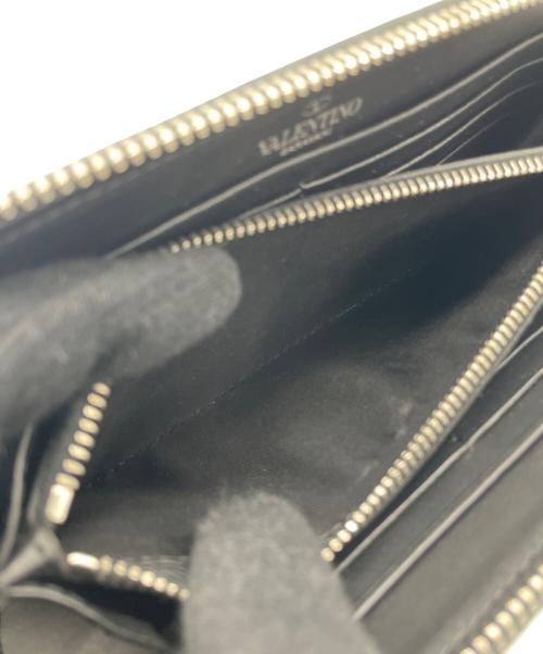 VALENTINO GARAVANI（ヴァレンティノ・ガラヴァーニ）VALENTINO GARAVANI (ヴァレンティノ・ガラヴァーニ) 長財布 ブラックの古着・服飾アイテム