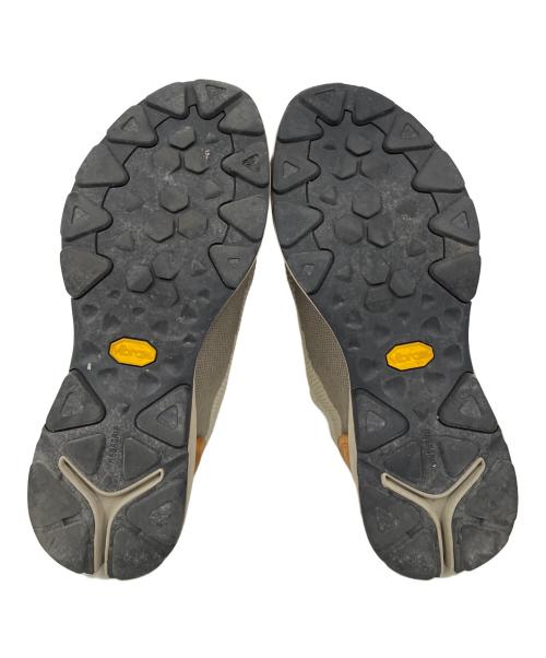 Danner（ダナー）Danner (ダナー) CAPRINE LOW ベージュ サイズ:27.5の古着・服飾アイテム