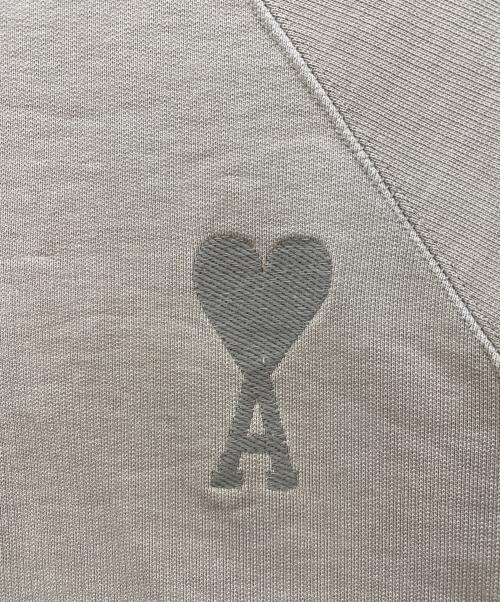 AMI Alexandre Mattiussi（アミアレクサンドルマテュッシ）AMI Alexandre Mattiussi (アミアレクサンドルマテュッシ) Ami de Coeur スウェットシャツ ベージュ サイズ:Lの古着・服飾アイテム
