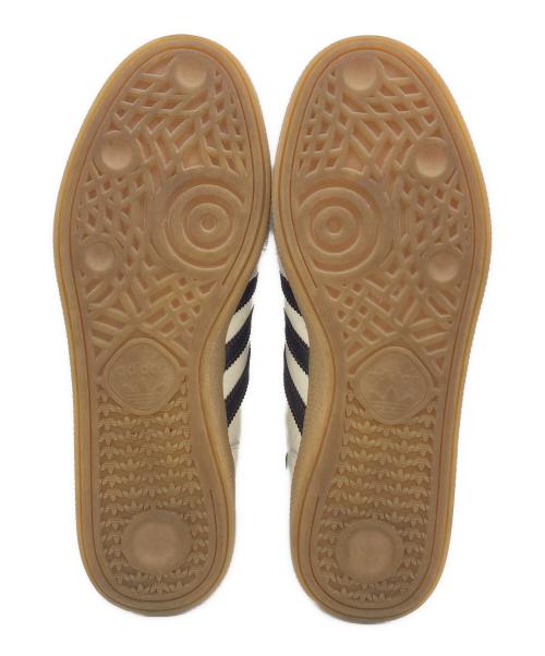 adidas（アディダス）adidas (アディダス) Handball Spezial（ハンドボール スペツィアル） ホワイト サイズ:SIZE 27.5cmの古着・服飾アイテム