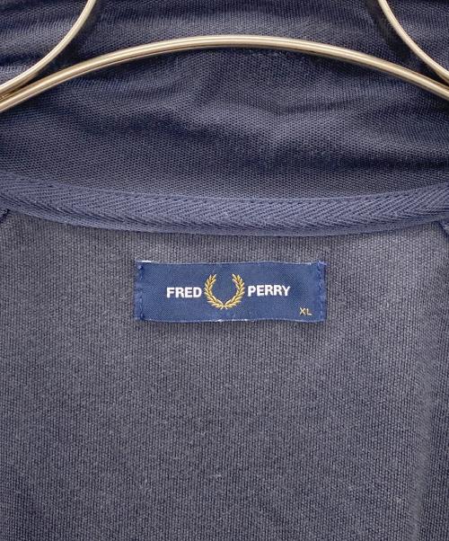 FRED PERRY（フレッドペリー）FRED PERRY (フレッドペリー) フレッドペリー トラックジャケット ブラック サイズ:XLの古着・服飾アイテム