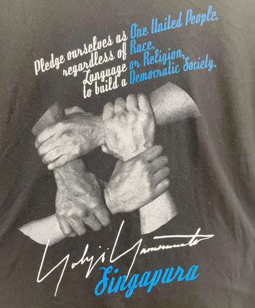 YOHJI YAMAMOTO PRODUCE（ヨウジヤマモト プロデュース）YOHJI YAMAMOTO PRODUCE (ヨウジヤマモト プロデュース) LESLIE KEE 半袖カットソー ブラック サイズ:３の古着・服飾アイテム