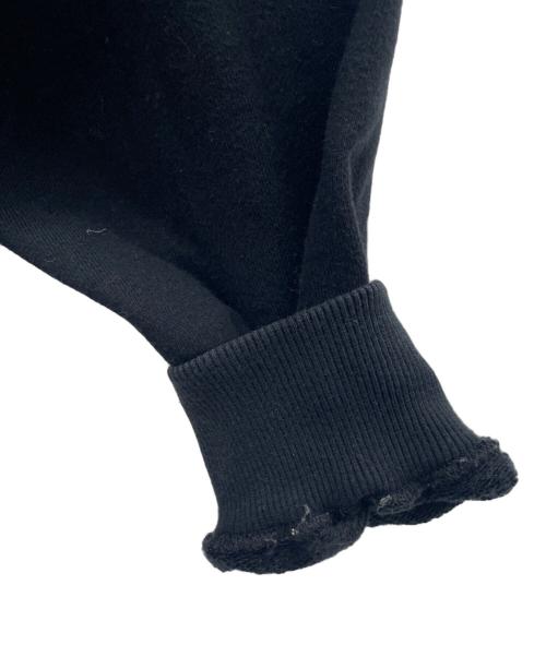 BlackEyePatch（ブラックアイパッチ）BlackEyePatch (ブラックアイパッチ) ロゴプリントプルオーバーパーカー ブラック サイズ:XLの古着・服飾アイテム