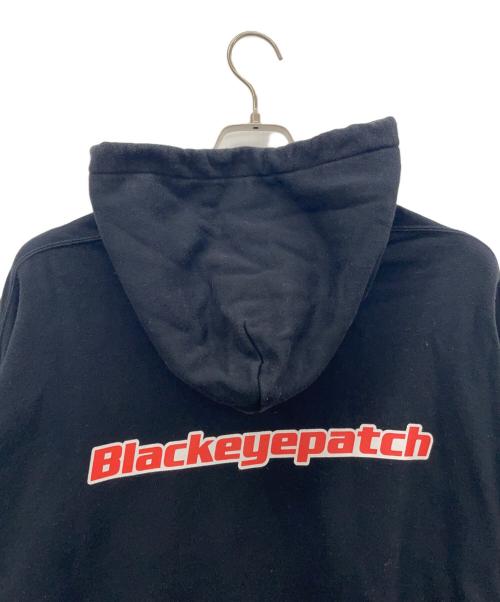 BlackEyePatch（ブラックアイパッチ）BlackEyePatch (ブラックアイパッチ) ロゴプリントプルオーバーパーカー ブラック サイズ:XLの古着・服飾アイテム