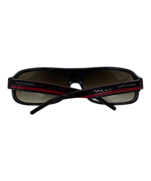 DIOR HOMME（ディオール オム）DIOR HOMME (ディオール オム) サングラス ブラック×レッドの古着・服飾アイテム