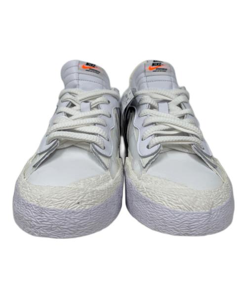 NIKE（ナイキ）NIKE (ナイキ) sacai (サカイ) sacai × Nike Blazer Low ホワイト サイズ:27の古着・服飾アイテム