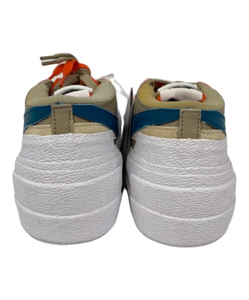 NIKE（ナイキ）NIKE (ナイキ) sacai (サカイ) KAWS (カウズ) Blazer Low マルチカラー サイズ:26.5の古着・服飾アイテム