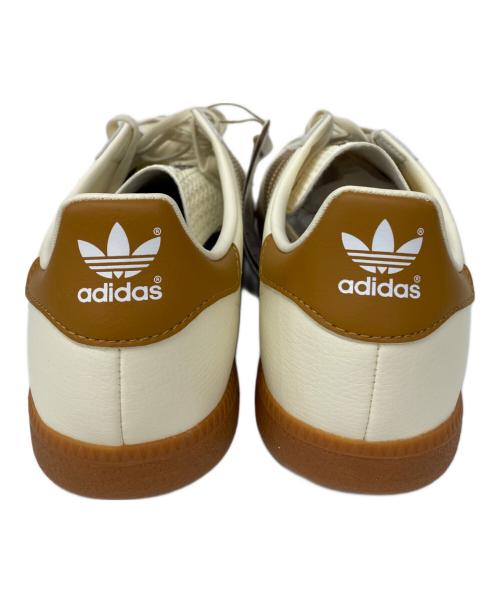 adidas（アディダス）adidas (アディダス) スニーカー ベージュ サイズ:28.5の古着・服飾アイテム