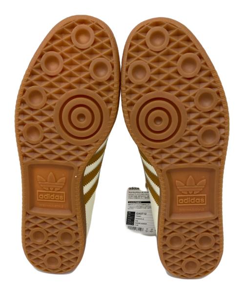 adidas（アディダス）adidas (アディダス) スニーカー ベージュ サイズ:28.5の古着・服飾アイテム