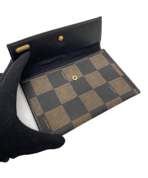 FENDI（フェンディ）FENDI (フェンディ) ポーチ ブラウンの古着・服飾アイテム
