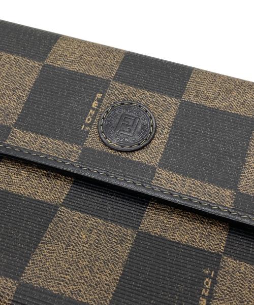 FENDI（フェンディ）FENDI (フェンディ) ポーチ ブラウンの古着・服飾アイテム