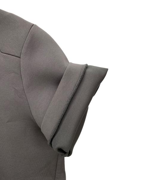 HUGO BOSS（ヒューゴ ボス）HUGO BOSS (ヒューゴ ボス) プルオーバーパーカー グレー サイズ:Sの古着・服飾アイテム