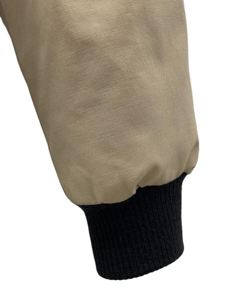 CANADA GOOSE（カナダグース）CANADA GOOSE (カナダグース) ダウンジャケット ベージュ サイズ:SIZE Sの古着・服飾アイテム