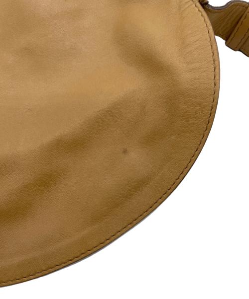 BOTTEGA VENETA（ボッテガベネタ）BOTTEGA VENETA (ボッテガベネタ) レザーショルダーバッグ キャメルの古着・服飾アイテム