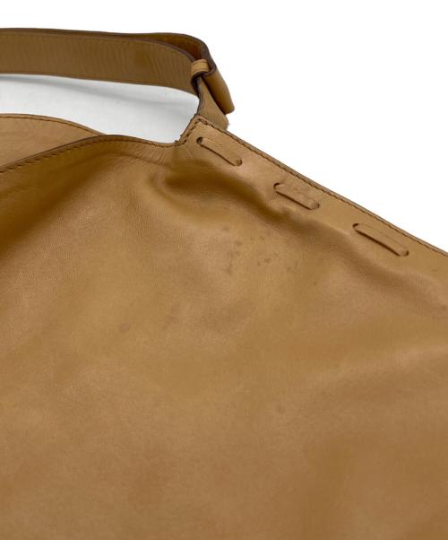 BOTTEGA VENETA（ボッテガベネタ）BOTTEGA VENETA (ボッテガベネタ) レザーショルダーバッグ キャメルの古着・服飾アイテム