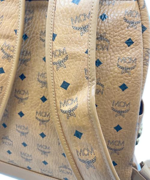 MCM（エムシーエム）MCM (エムシーエム) リュック ベージュの古着・服飾アイテム