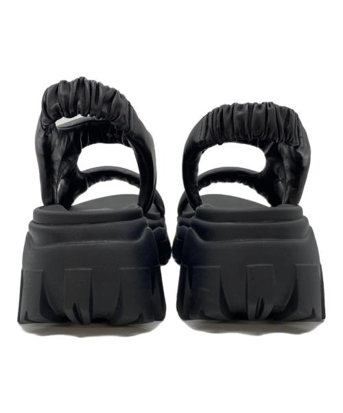 STACCATO（スタッカート）STACCATO (スタッカート) パデッドラギッドソールサンダル ブラック サイズ:23.5の古着・服飾アイテム