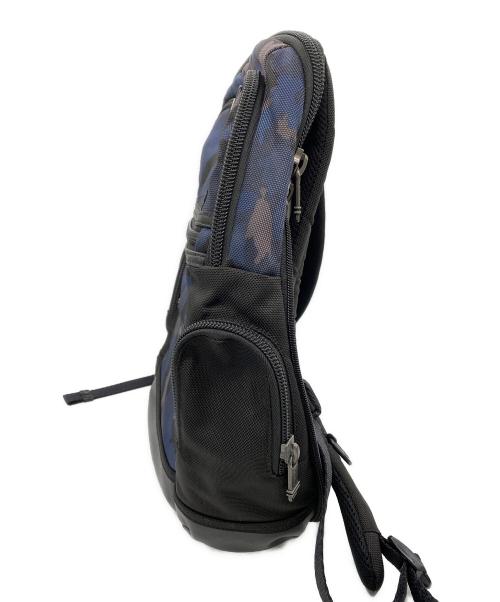 TUMI（トゥミ）TUMI (トゥミ) リュック ブラック×ネイビーの古着・服飾アイテム