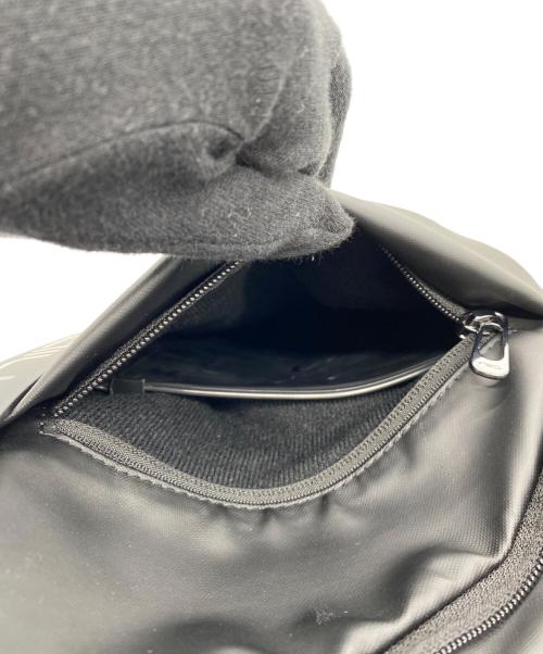 NIID（ニード）NIID (ニード) ショルダーバッグ ブラックの古着・服飾アイテム