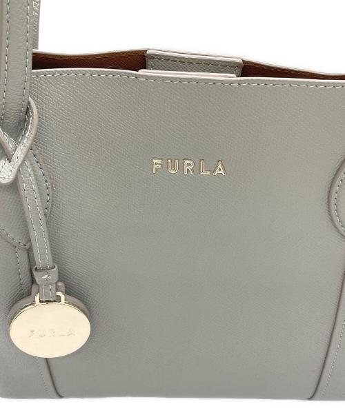 FURLA（フルラ）FURLA (フルラ) トートバッグ ベージュの古着・服飾アイテム