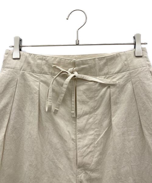 MACKINTOSH PHILOSOPHY（マッキントッシュ フィロソフィー）MACKINTOSH PHILOSOPHY (マッキントッシュ フィロソフィー) タックパンツ ホワイト サイズ:6の古着・服飾アイテム