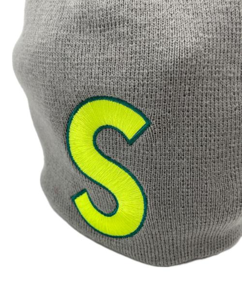 SUPREME（シュプリーム）SUPREME (シュプリーム) New Era (ニューエラ) ニット帽 グレーの古着・服飾アイテム