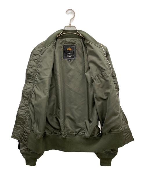 ALPHA INDUSTRIES（アルファインダストリーズ）ALPHA INDUSTRIES (アルファインダストリーズ) フライトジャケット オリーブ サイズ:SIZE　Mの古着・服飾アイテム