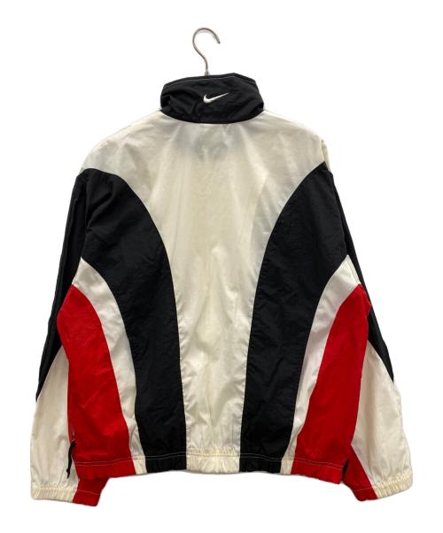 NIKE（ナイキ）NIKE (ナイキ) ナイロンジャケット ブラック×レッド サイズ:Lの古着・服飾アイテム