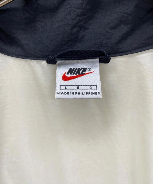 NIKE（ナイキ）NIKE (ナイキ) ナイロンジャケット ブラック×レッド サイズ:Lの古着・服飾アイテム