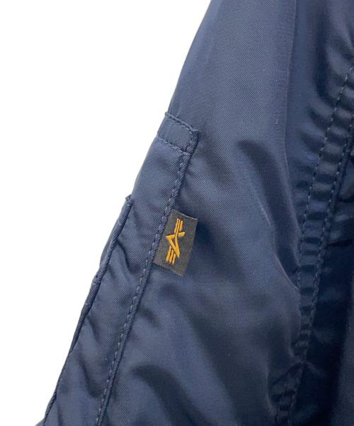 ALPHA INDUSTRIES（アルファインダストリーズ）ALPHA INDUSTRIES (アルファインダストリーズ) フライトジャケット ネイビー サイズ:XLの古着・服飾アイテム