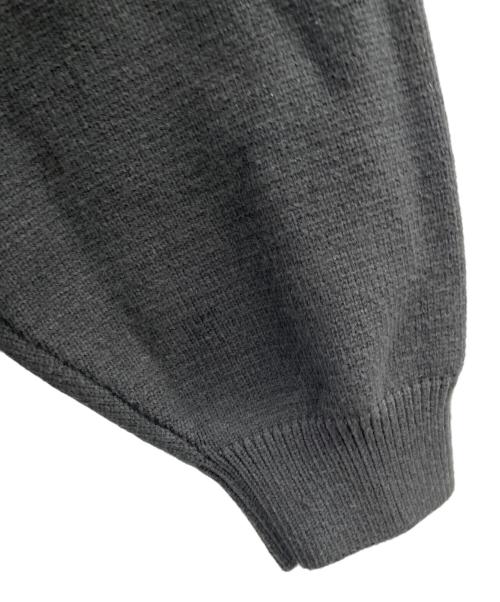 FOG ESSENTIALS（フィアオブゴッド エッセンシャル）FOG ESSENTIALS (フィアオブゴッド エッセンシャル) プルオーバーパーカー ブラック サイズ:Lの古着・服飾アイテム