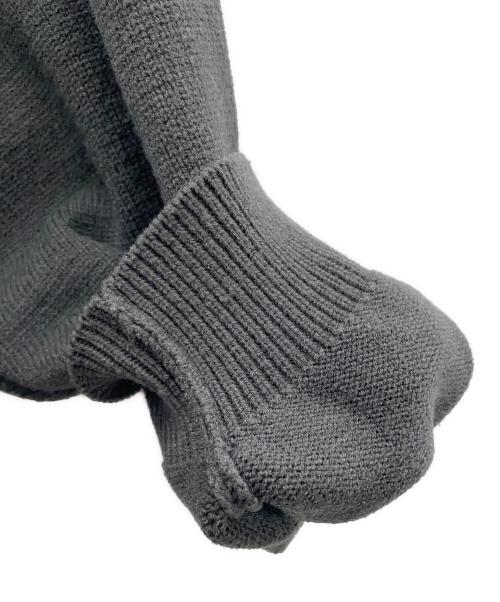 FOG ESSENTIALS（フィアオブゴッド エッセンシャル）FOG ESSENTIALS (フィアオブゴッド エッセンシャル) プルオーバーパーカー ブラック サイズ:Lの古着・服飾アイテム