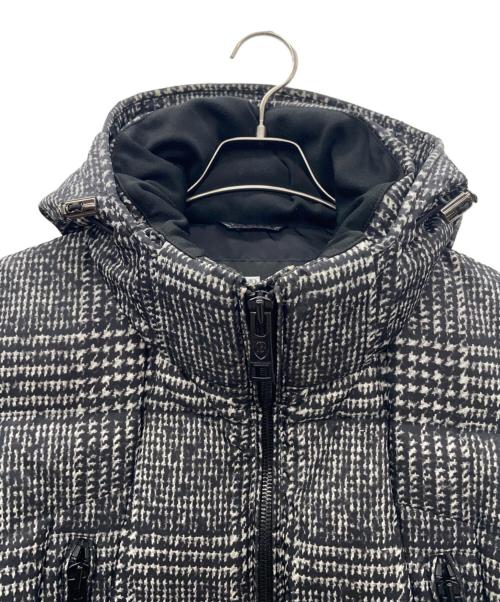 BLACK LABEL CRESTBRIDGE（ブラックレーベル クレストブリッジ）BLACK LABEL CRESTBRIDGE (ブラックレーベル クレストブリッジ) ダウンジャケット ホワイト×ブラック サイズ:Ｍの古着・服飾アイテム