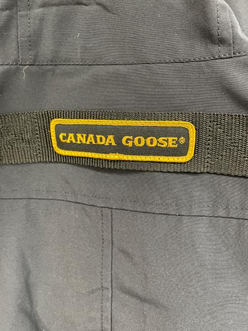 CANADA GOOSE（カナダグース）CANADA GOOSE (カナダグース) ダウンジャケット ネイビー サイズ:Ｍの古着・服飾アイテム