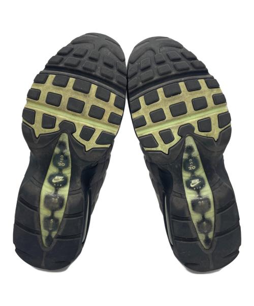 NIKE（ナイキ）NIKE (ナイキ) スニーカー グレー×グリーン サイズ:26.5の古着・服飾アイテム