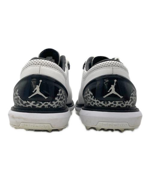 NIKE（ナイキ）NIKE (ナイキ) スニーカー ホワイト サイズ:UK8.5の古着・服飾アイテム